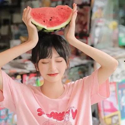 娱乐吃瓜酱微信头像女,揭秘微信头像背后的时尚女生